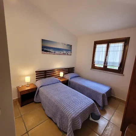 Casa 40 Nel Complesso Di Piscine Capannizza Vicino Via Europa, Provincia Di Sassari